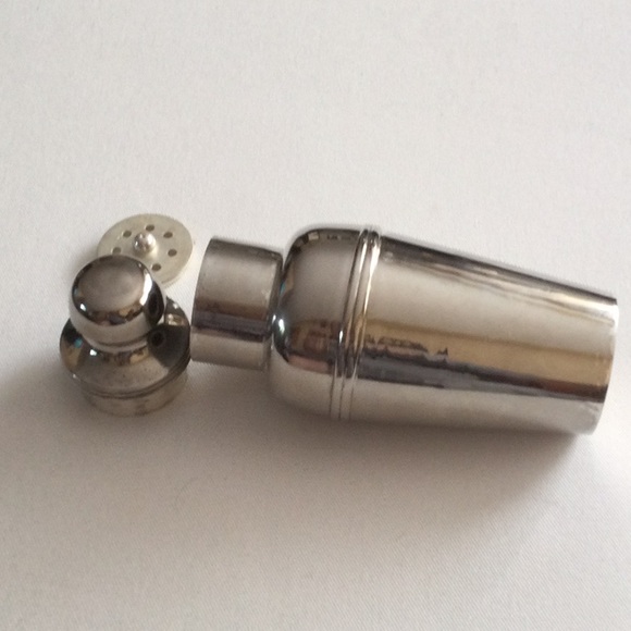 3/$10 | Silver Coloured Cocktail Shaker - Picture 8 of 9